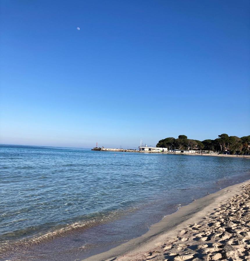 L'Angolino Di Anna Mondello Bagian luar foto